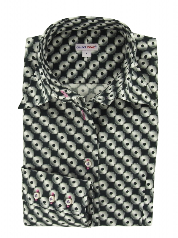 Women's Fitted shirt with these gearwheel patterns against a black background