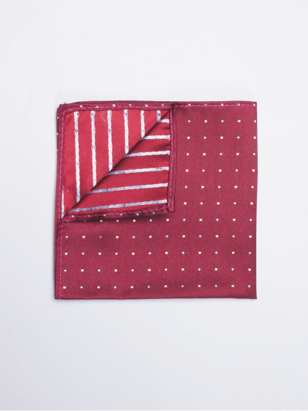 Burgundy pocket  with micro squares 