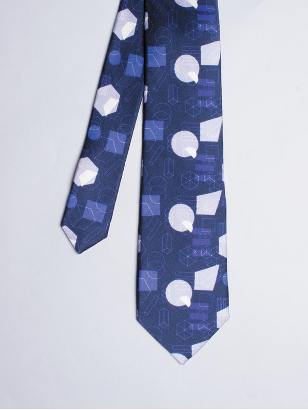 Cravate bleu marine avec imprimés formes géométriques