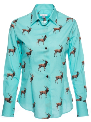 Women's deers patterned fitted cut shirt