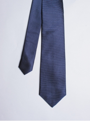 Cravate unie bleu nuit