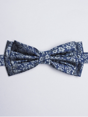 Blue bow tie with blue flower patterns