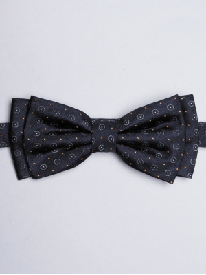 Blue bow tie with circles patterns