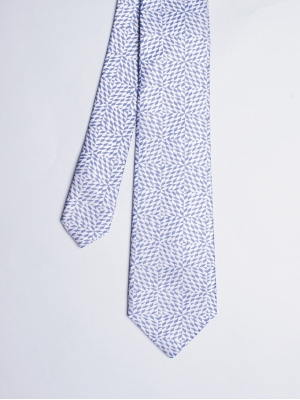 Cravate bleue avec motifs optiques