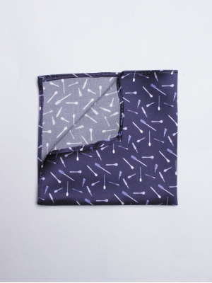 Pochette bleu marine avec imprimés couverts