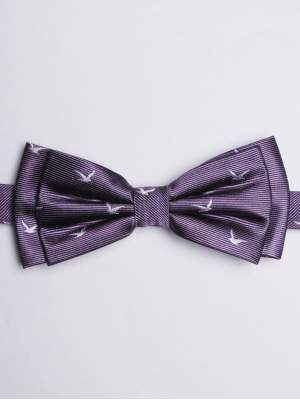 Mauve bow tie with sea bird patterns