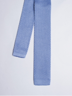 Cravate bleu clair en tricot de soie 