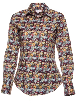 Women's shirt with snales print