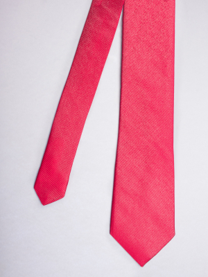 Plain raspberry tie