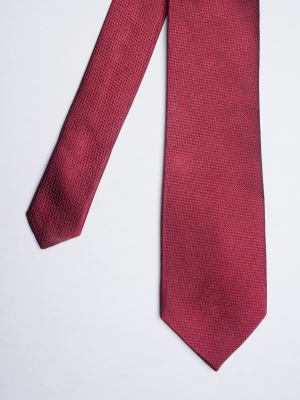Burgundy tie with micro patterns