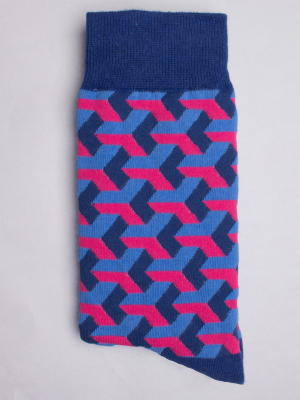 Socks with 3D cube pattern